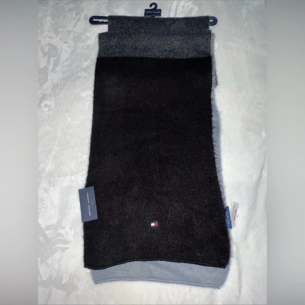 Tommy Hilfiger Unisex Two Toned Design Black Gray Panels Acrylic NWT